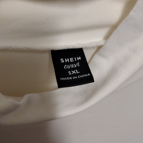 White turtle neck crop - Picture 3 of 3